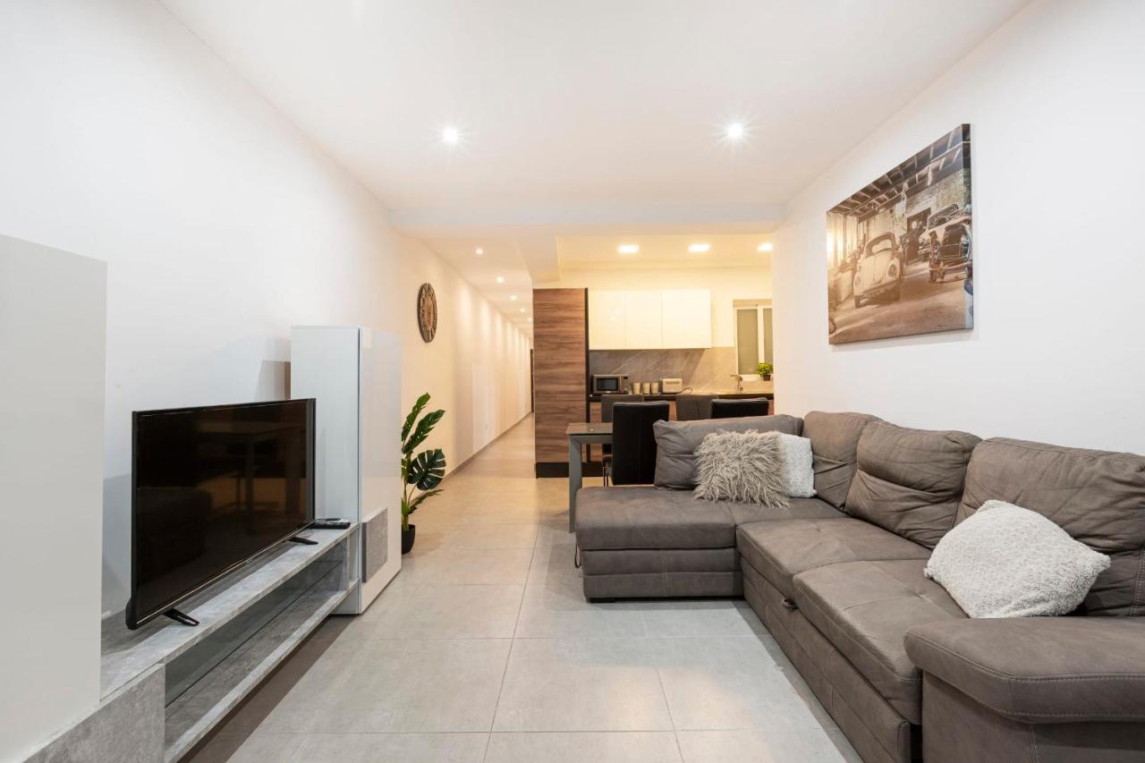 Golden Flat In San Pawl-Hosted By Sweetstay St. Paul's Bay Ngoại thất bức ảnh