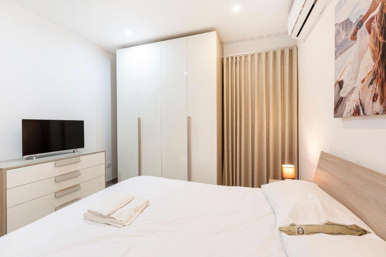 Golden Flat In San Pawl-Hosted By Sweetstay St. Paul's Bay Ngoại thất bức ảnh